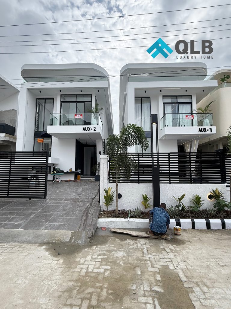 Newly Built 5 Bedroom Fully Detached Duplex for Sale
